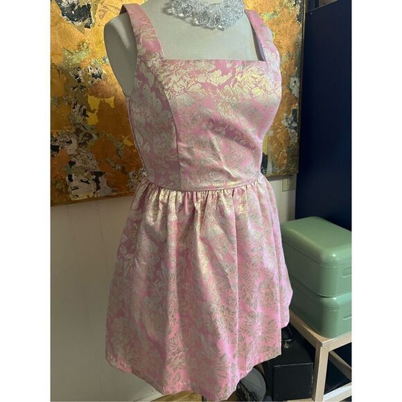 NWOT Masquerade Pink & Gold Foil Backless Mini Bow Back Dress 13/14 - Picture 1 of 9